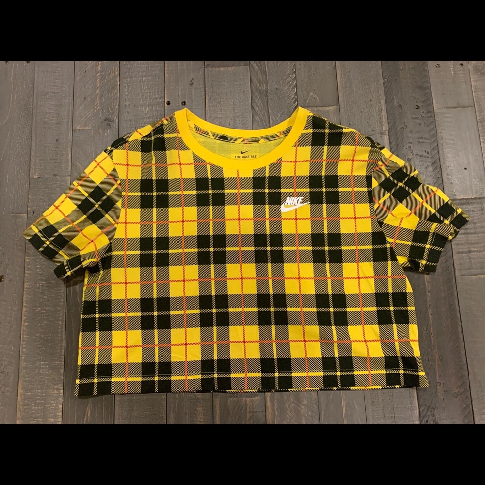 Nike Crop Top